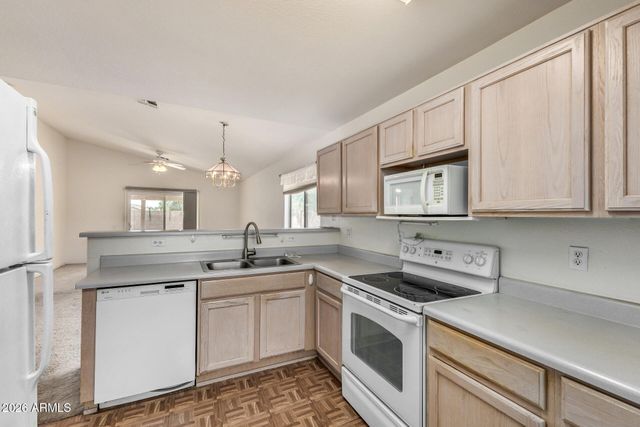 1181 W 4TH Avenue, Apache Junction, AZ 85120