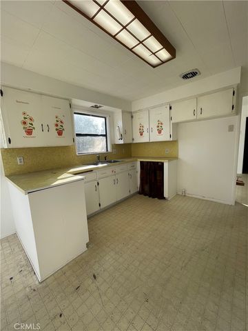 650 E J Street, Ontario, CA 91764