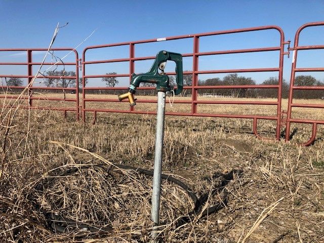 9061 Crow Wright Road, Sanger, TX 76266