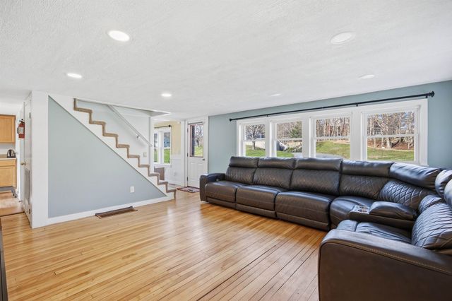 176 Shaker Hill Road, Enfield, NH 03748