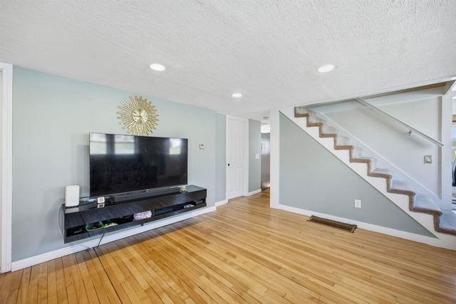 176 Shaker Hill Road, Enfield, NH 03748