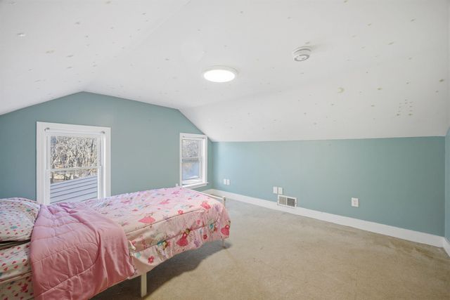 176 Shaker Hill Road, Enfield, NH 03748