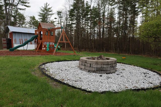 176 Shaker Hill Road, Enfield, NH 03748