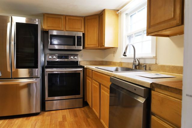 176 Shaker Hill Road, Enfield, NH 03748