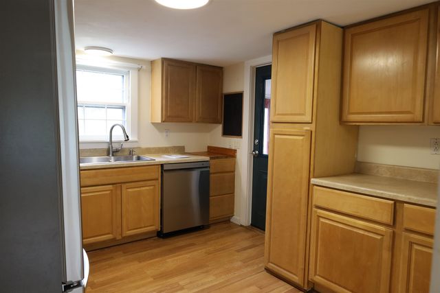 176 Shaker Hill Road, Enfield, NH 03748