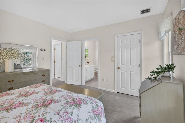 36 Woodland Rd, Andover, MA 01810