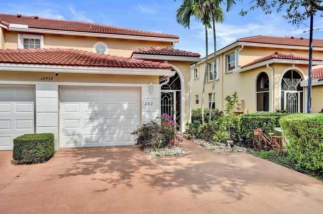 12434 Crystal Pointe Drive 202, Boynton Beach, FL 33437