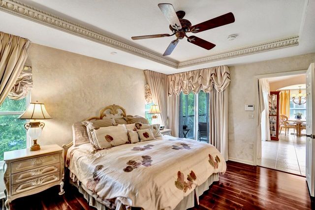 12434 Crystal Pointe Drive 202, Boynton Beach, FL 33437
