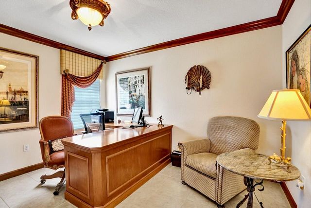 12434 Crystal Pointe Drive 202, Boynton Beach, FL 33437