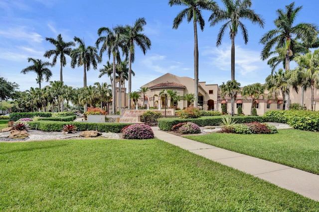 12434 Crystal Pointe Drive 202, Boynton Beach, FL 33437