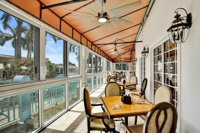 12434 Crystal Pointe Drive 202, Boynton Beach, FL 33437