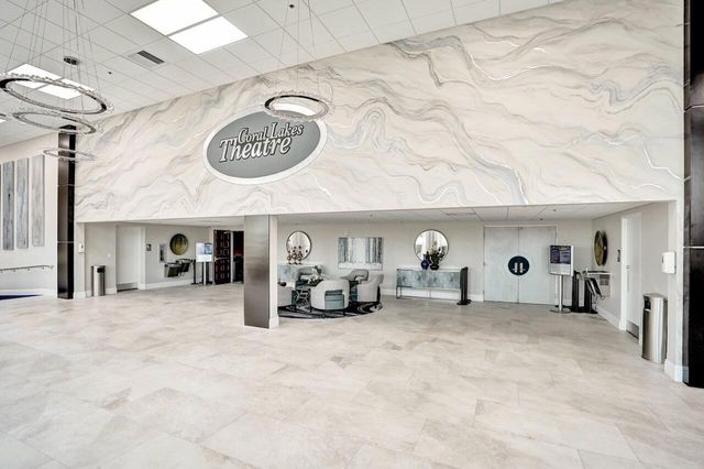 12434 Crystal Pointe Drive 202, Boynton Beach, FL 33437
