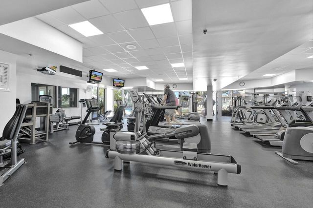 12434 Crystal Pointe Drive 202, Boynton Beach, FL 33437