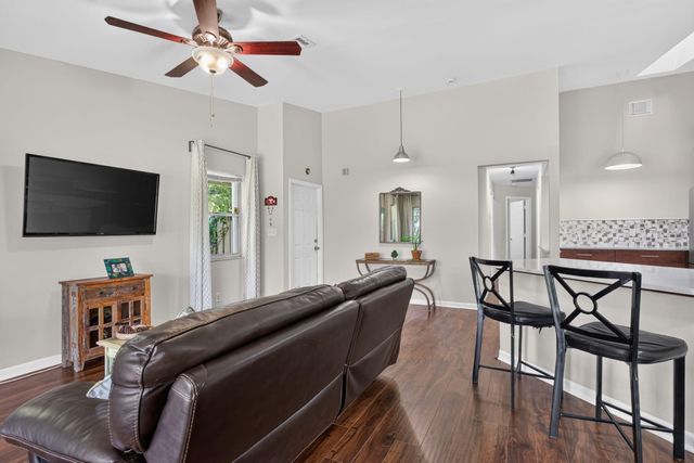 2007 DISCOVERY Circle E, Deerfield Beach, FL 33442