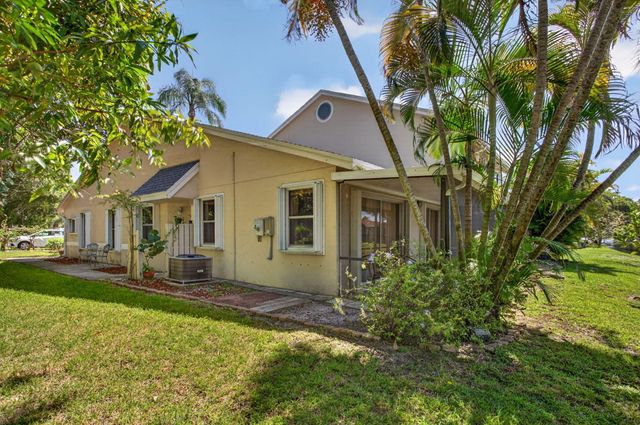 2007 DISCOVERY Circle E, Deerfield Beach, FL 33442