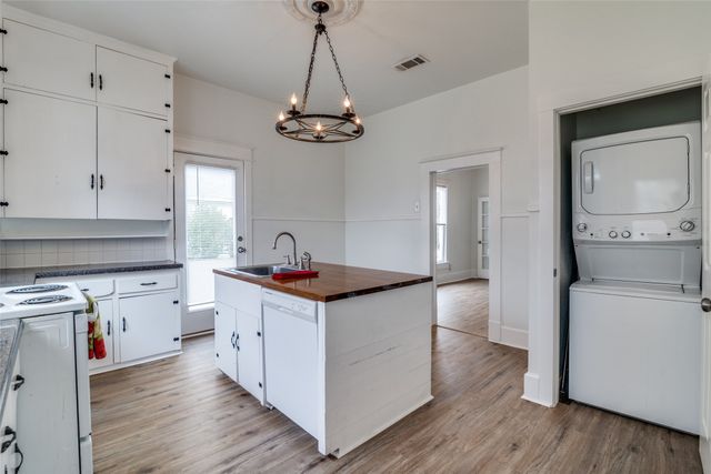 509 N Adelaide Street, Terrell, TX 75160