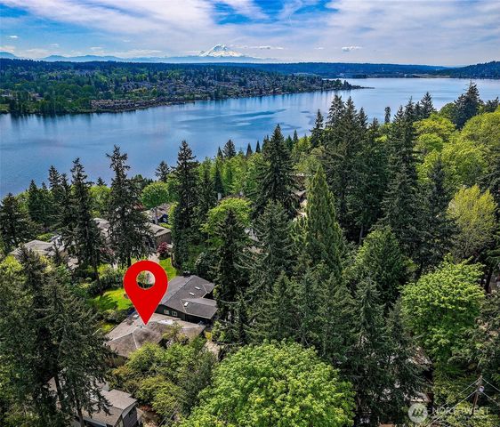 7070 94th Avenue SE, Mercer Island, WA 98040