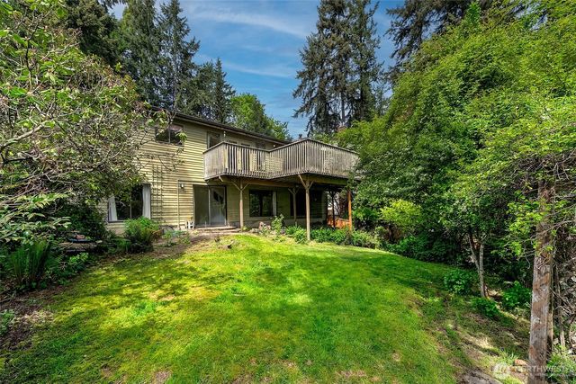 7070 94th Avenue SE, Mercer Island, WA 98040