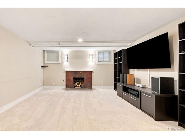 1011 Adams St, Denver, CO 80206