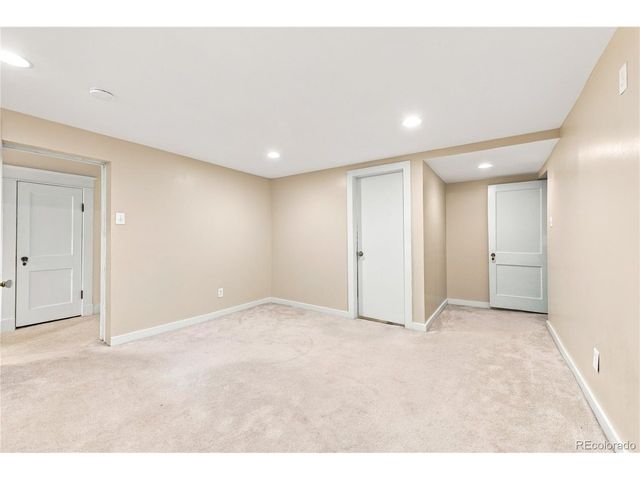 1011 Adams St, Denver, CO 80206