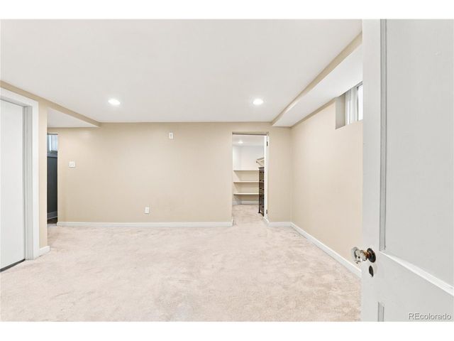 1011 Adams St, Denver, CO 80206