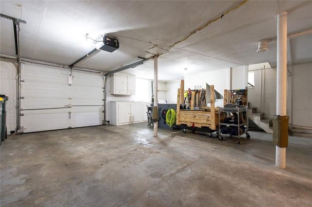 1405 NE 72 Street, Gladstone, MO 64118