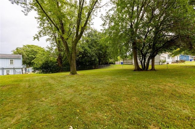 1405 NE 72 Street, Gladstone, MO 64118