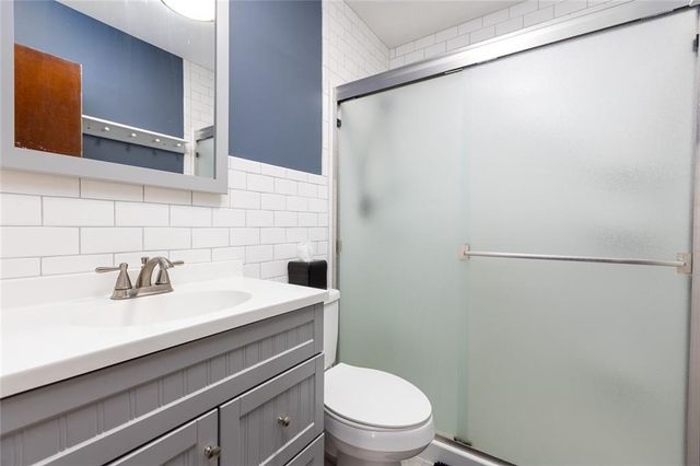 1405 NE 72 Street, Gladstone, MO 64118