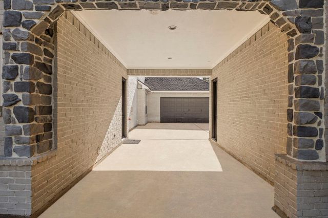 4430 Chateau Creek Way, Spring, TX 77386