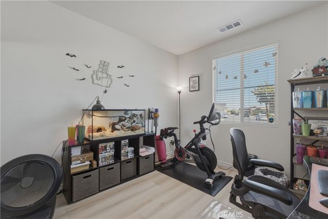 13097 Saratoga, Hesperia, CA 92344