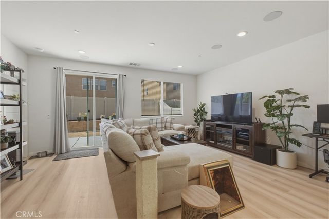 13097 Saratoga, Hesperia, CA 92344