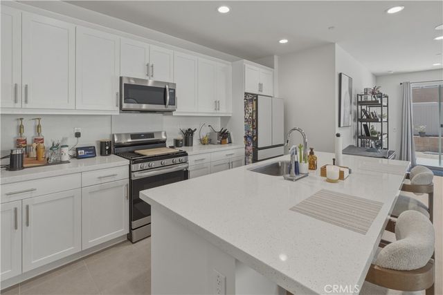 13097 Saratoga, Hesperia, CA 92344