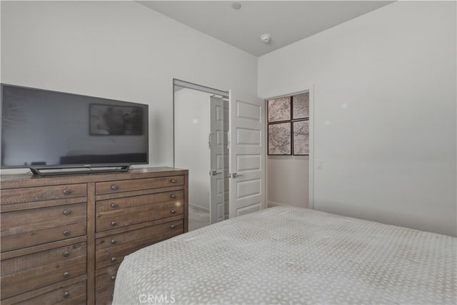 13097 Saratoga, Hesperia, CA 92344
