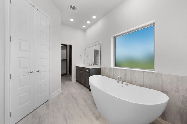 203 Links Court, Heath, TX 75032