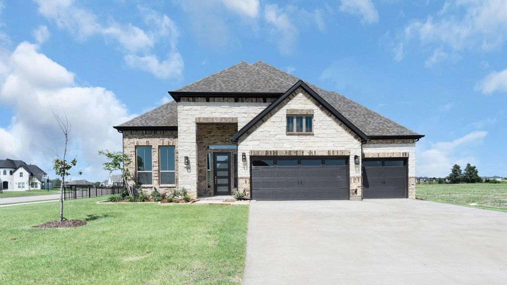 203 Links Court, Heath, TX 75032