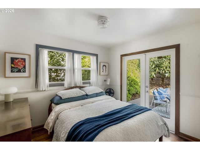 904 Ne 67TH Ave, Portland, OR 97213