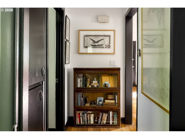 904 Ne 67TH Ave, Portland, OR 97213