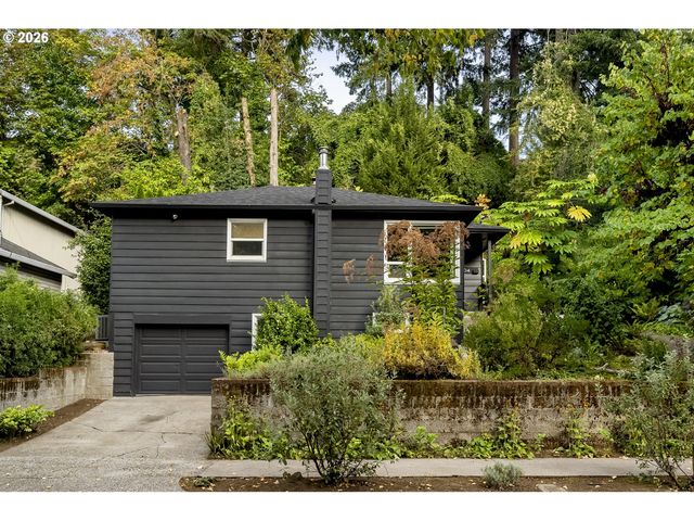 904 Ne 67TH Ave, Portland, OR 97213