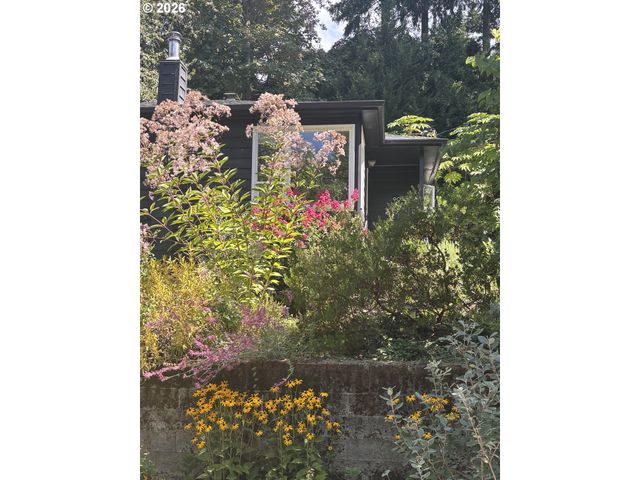 904 Ne 67TH Ave, Portland, OR 97213