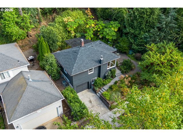 904 Ne 67TH Ave, Portland, OR 97213
