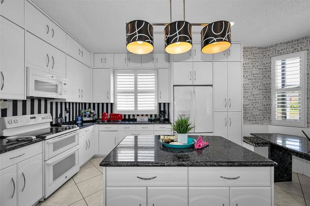 19313 AQUA SPRINGS DRIVE, Lutz, FL 33558