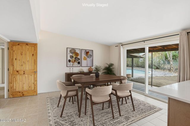 3205 N View Crest Drive, Tucson, AZ 85745