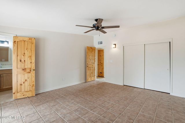 3205 N View Crest Drive, Tucson, AZ 85745