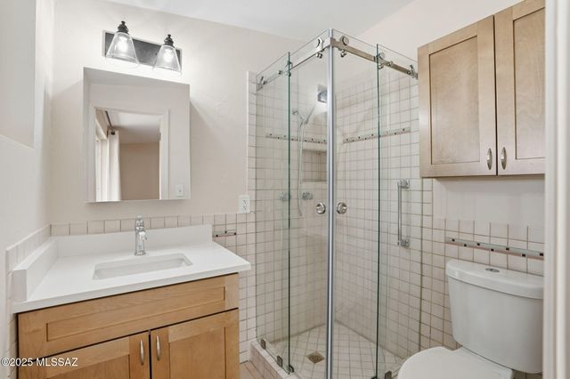 3205 N View Crest Drive, Tucson, AZ 85745