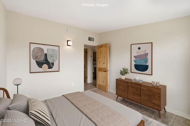 3205 N View Crest Drive, Tucson, AZ 85745