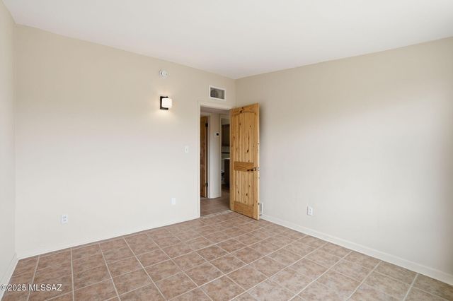 3205 N View Crest Drive, Tucson, AZ 85745