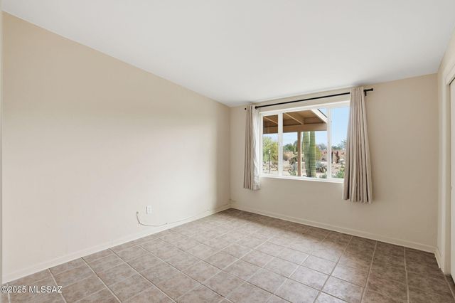 3205 N View Crest Drive, Tucson, AZ 85745