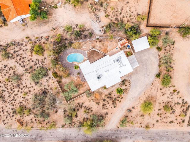 3205 N View Crest Drive, Tucson, AZ 85745