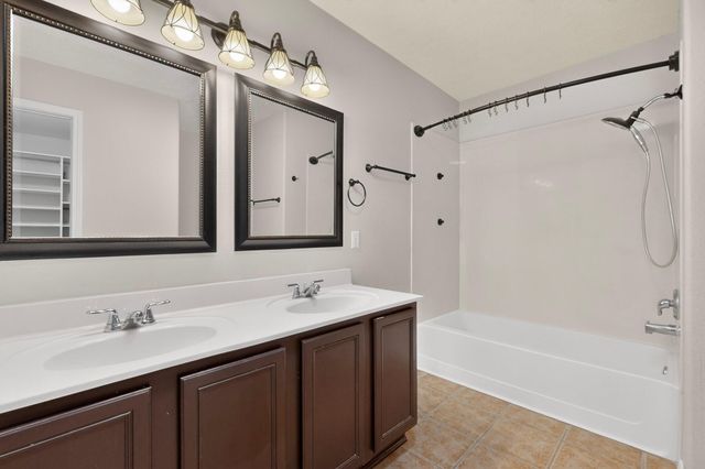 6161 Chaco Canyon Drive NE, Rio Rancho, NM 87144