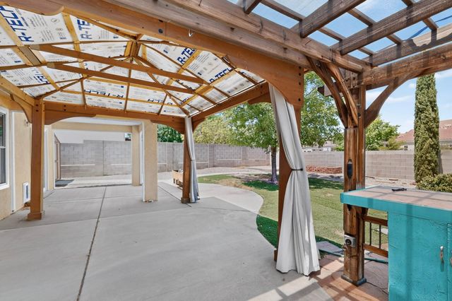 6161 Chaco Canyon Drive NE, Rio Rancho, NM 87144